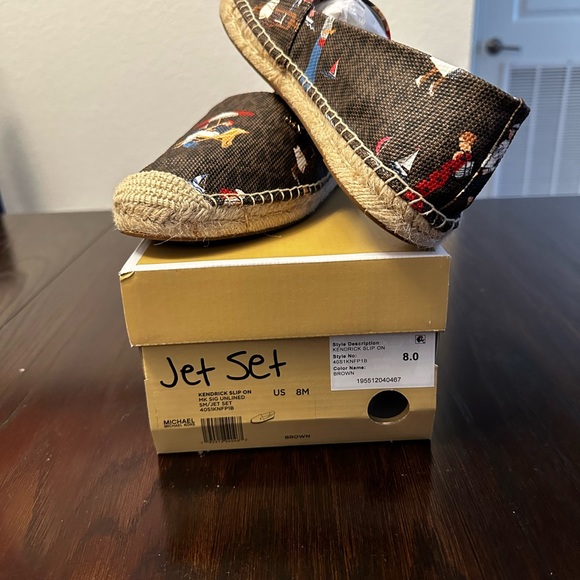 MICHAEL KORS JET SET SHOES 👟 HTF! - Picture 4 of 8